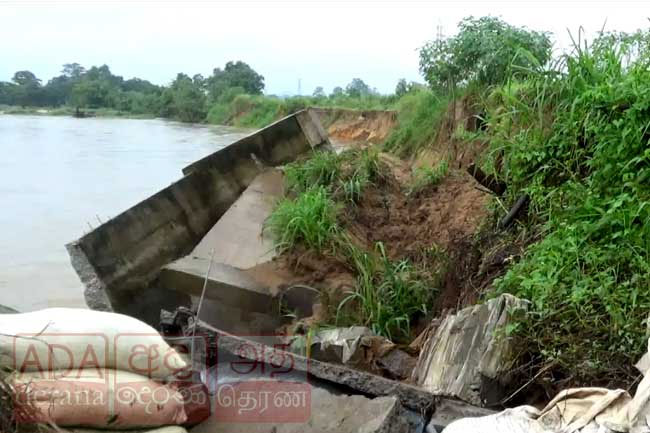 Gal Oya river bunds still at risk of breaching