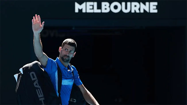 Djokovic pulls out of Australian Open semifinal