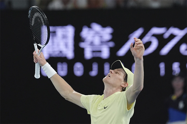 Sinner beats Zverev for second Australian Open title in a row