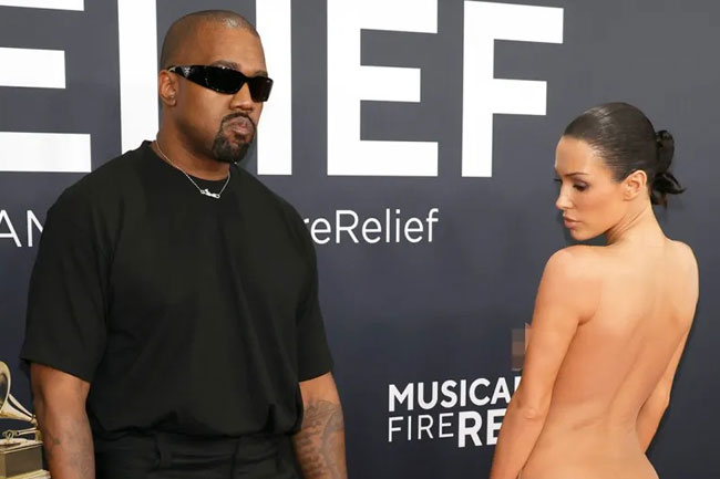 Kanye Wests wife Bianca Censori is completely naked at Grammys 2025