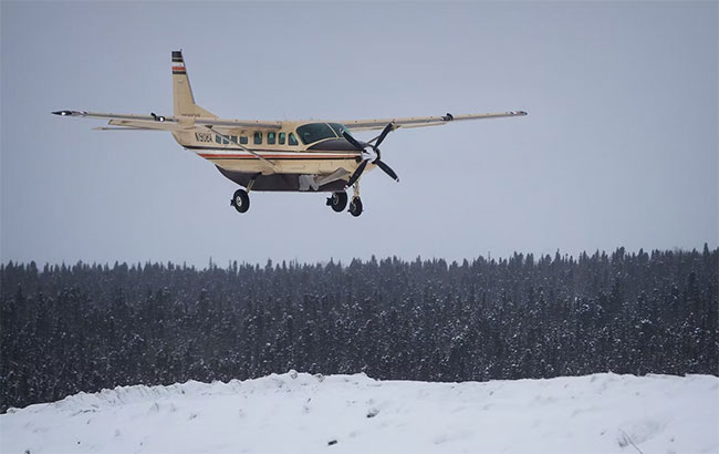 Alaska authorities search for missing passenger plane with 10 on board