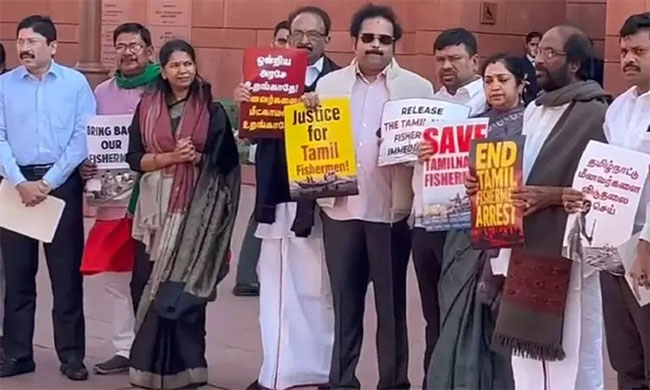 Indias opposition MPs protest against arrest of Indian fishermen by Sri Lanka