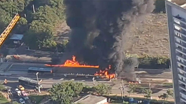 Two dead after plane crashes into vehicles on busy road in Brazils Sao Paulo