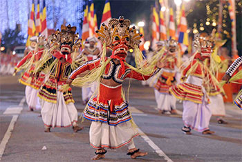 Navam Perahera