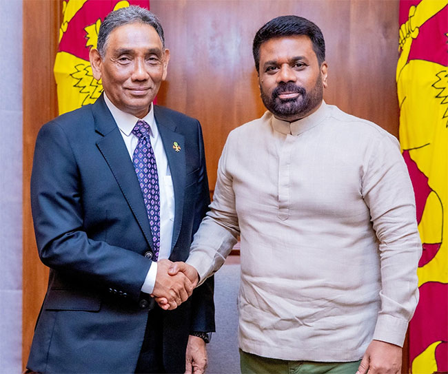 Sri Lanka and Maldives in talks to launch unified tourism program