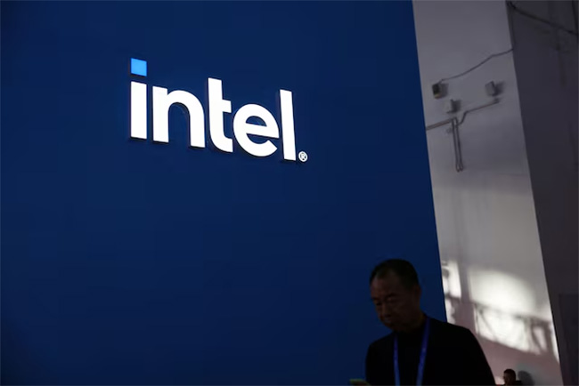 Intel defeats shareholder lawsuit over foundry losses, $32 billion plunge