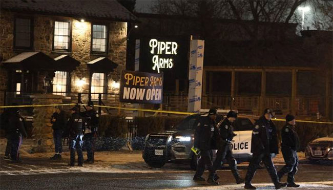 12 injured in shooting at Toronto pub