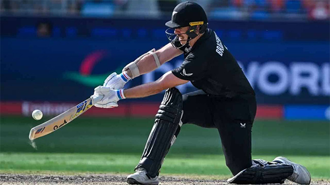 Champions Trophy final: NZ set IND 252-run target