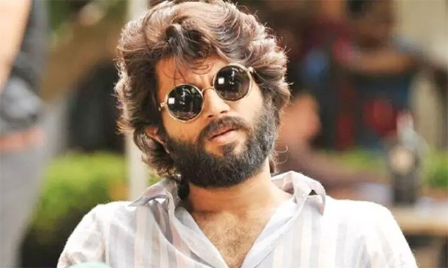 Telugu star Vijay Deverakonda in Sri Lanka to shoot song sequence