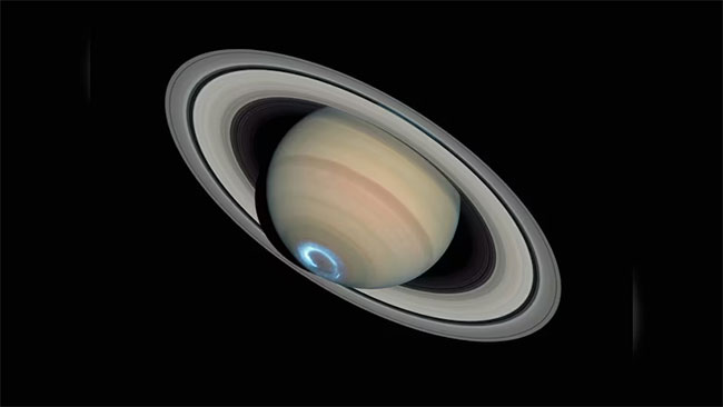 Saturns rings disappear in rare celestial event