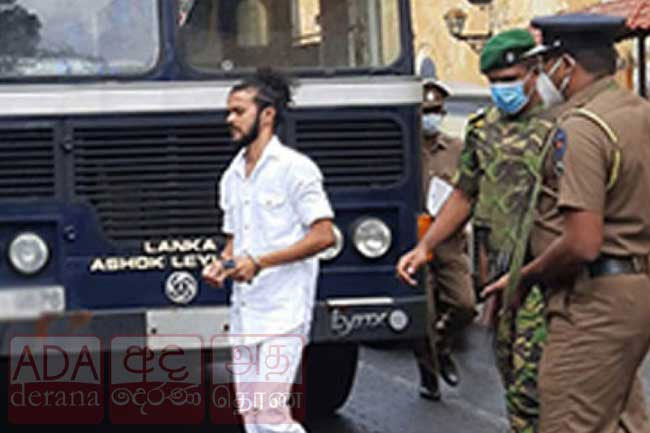 Police takes custody of gold jewelry from bank safe linked to Podi Lassie
