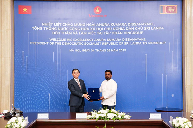 President invites Vietnams Vingroup to invest in Sri Lanka