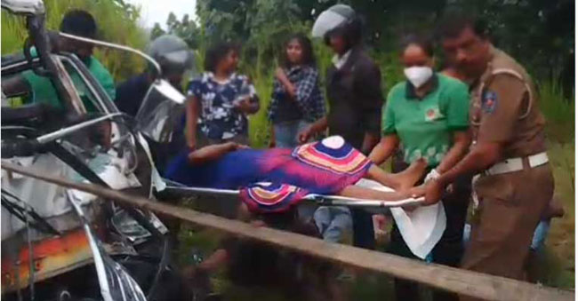 12 injured in accident near Palatuwa exit of Southern Expressway