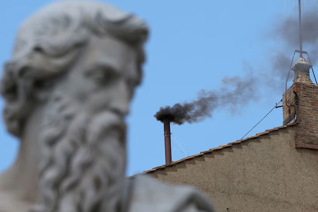 Black smoke rises again: No pope chosen after second round of voting