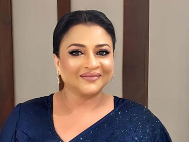 Popular actress Semini Iddamalgoda arrested by Welikada Police