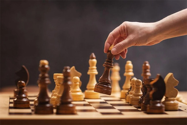 Taliban suspends chess over gambling concerns