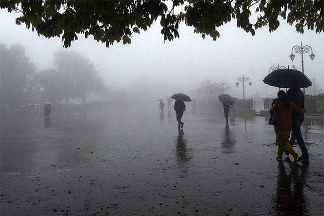 Fairly heavy rainfall expected in several provinces 