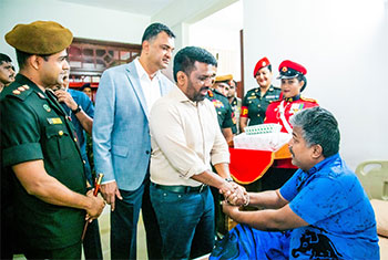 President visit war heroes