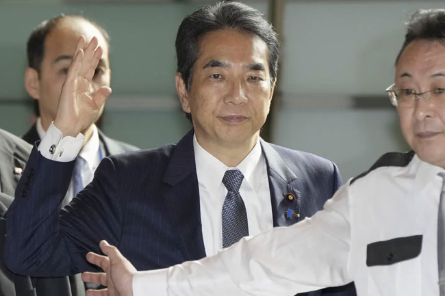 Japans agriculture minister resigns after his remark about not buying rice causes political fallout