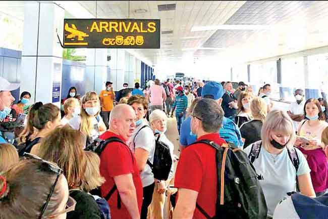 80,000 tourists arrive in Sri Lanka in May
