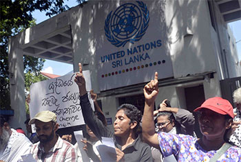 Protest in front of UN office