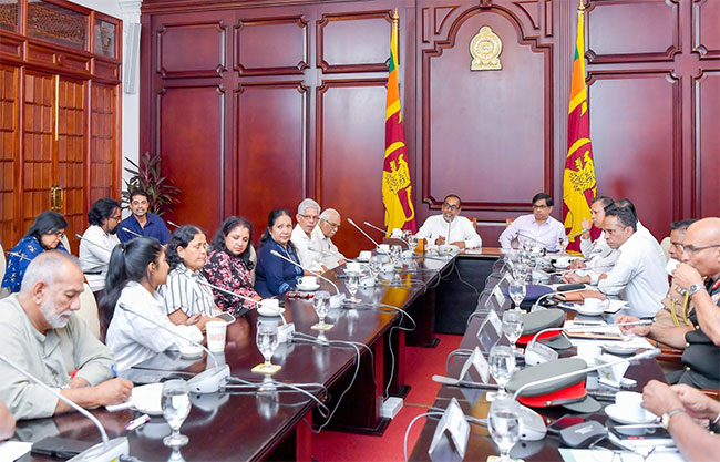 Discussion held on arrangements for state funeral of Malini Fonseka