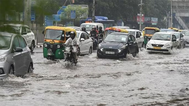 71 killed due to excessive pre-monsoon rains in Indias Karnataka
