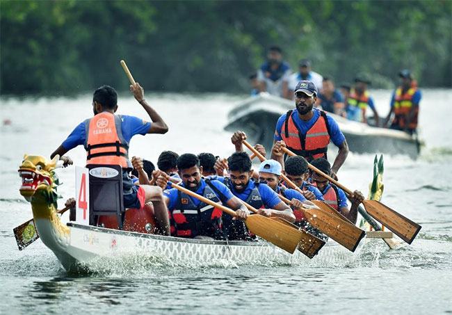 China donates 5 intl-standard dragon boats to Sri Lanka