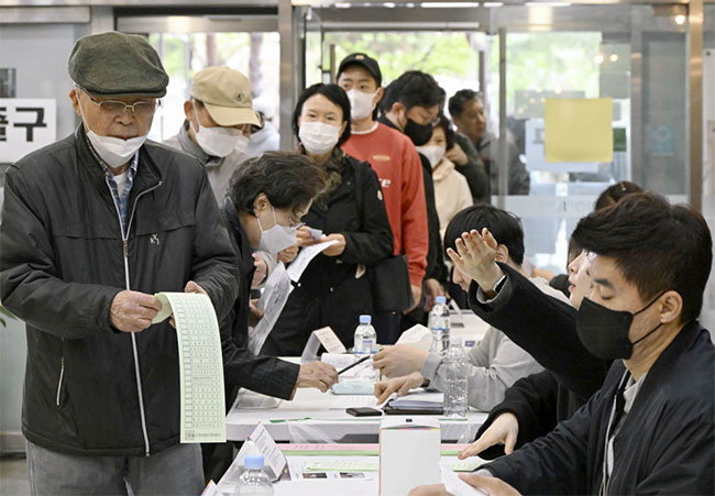 South Korea votes for new president after months of turmoil
