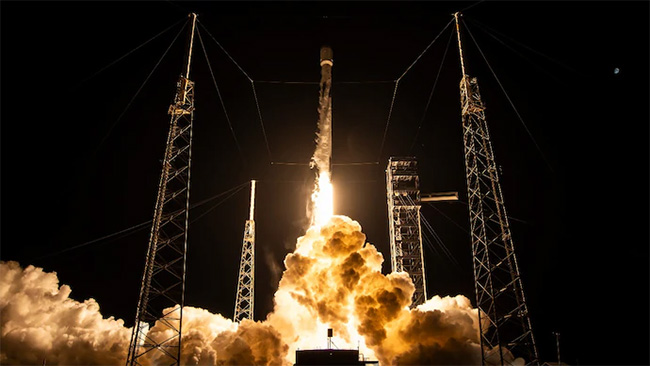 SpaceXs Falcon 9 successfully launches SXM-10 satellite into space