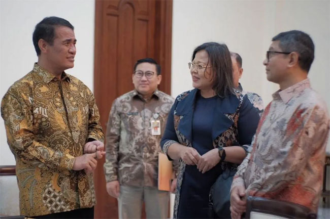Indonesia seeks to boost coconut downstreaming cooperation with Sri Lanka