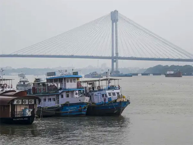 India extends funding to ferry service linking Sri Lanka