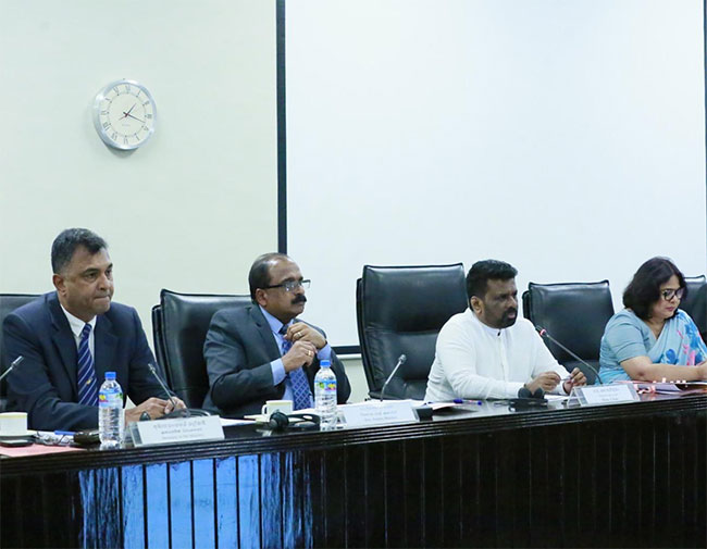 President chairs meeting of Ministerial Consultative Committee on Defence