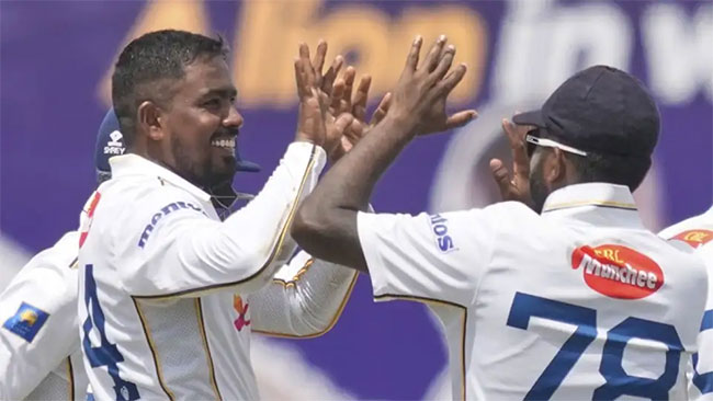 Sri Lanka debutant Rathnayake changes bowling arm to target batters weakness