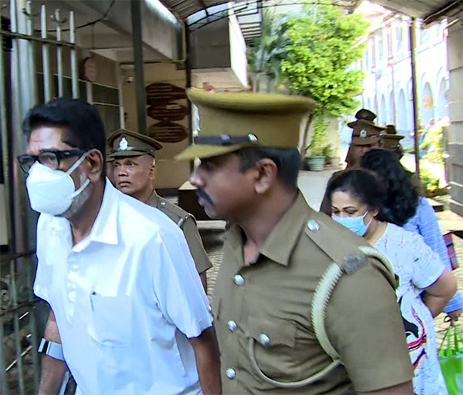 Keheliya, wife and daughter fail to meet bail conditions, remanded