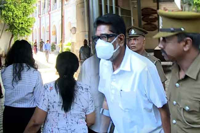 Keheliya, wife and daughter released from custody after fulfilling bail conditions