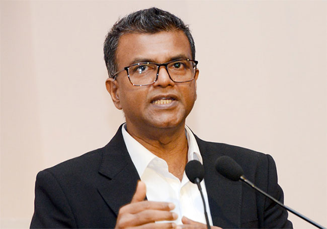Deputy Minister Harshana Suriyapperuma resigns as MP