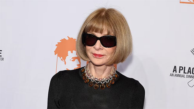 Anna Wintour steps down as Vogue US editor-in-chief after 37 years