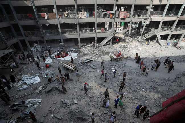 935 people killed in Israeli strikes on Iran, official says