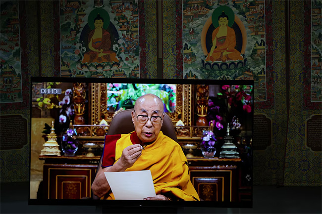 Dalai Lama says his Trust will lead search for his successor