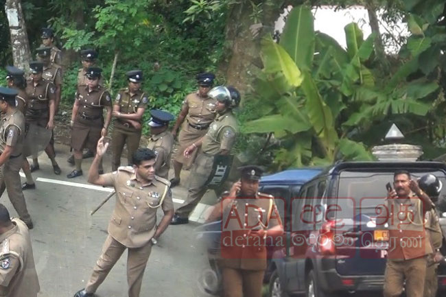 Police fire tear gas due tense situation in Kahawatta