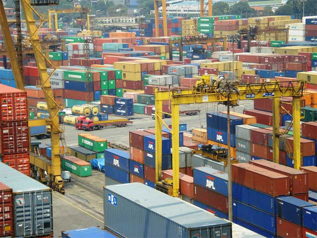 Customs records over Rs. 1 Trillion in revenue in first six months of 2025