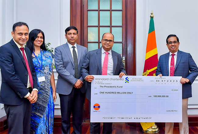 LIOC donates Rs. 100 million to Presidents Fund