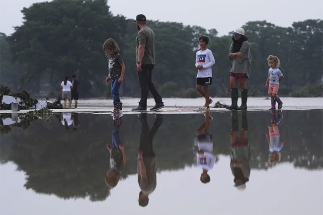 Texas floods death toll rises to 24, more than 20 children missing