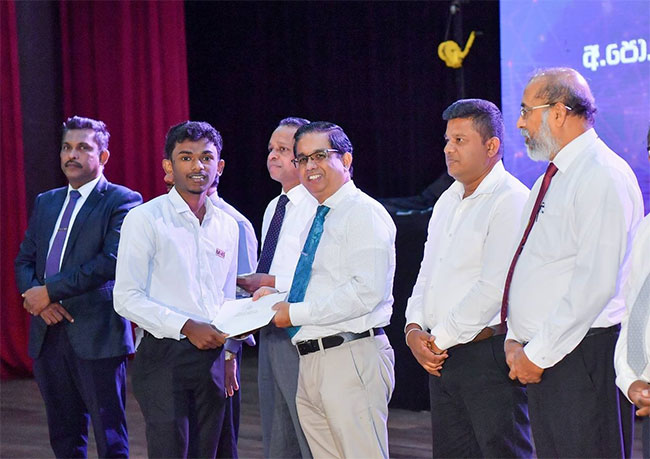 Over 350 students from Southern Province awarded Rs. 100,000 each for A/L excellence