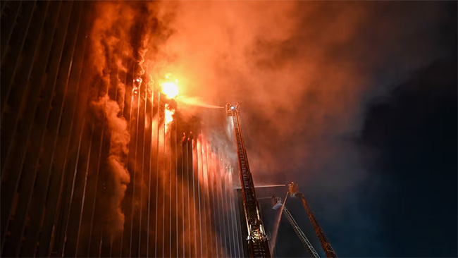 Cairo telecom building fire kills 4, disrupts internet and phone