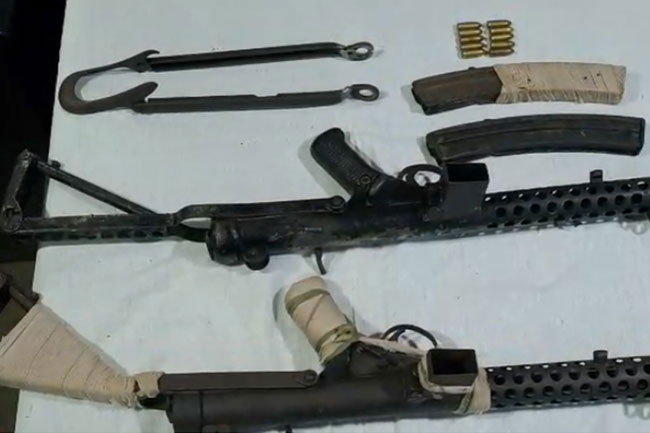 Army Upul murder suspect arrested with two SMG firearms in Ragama