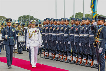 Navy and Air Force Commanders meet