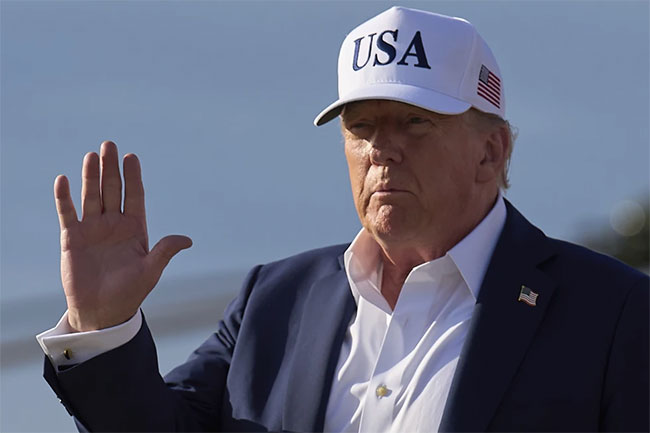 Trump sends out tariff letters to 6 more countries but avoids major US trade partners