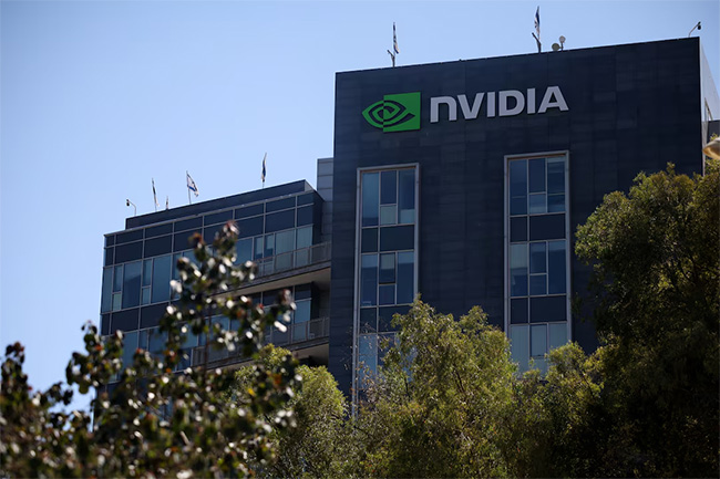Nvidias stock market value hits $4 trillion on AI dominance